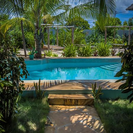 Tofauti Inn Makunduchi Экстерьер фото