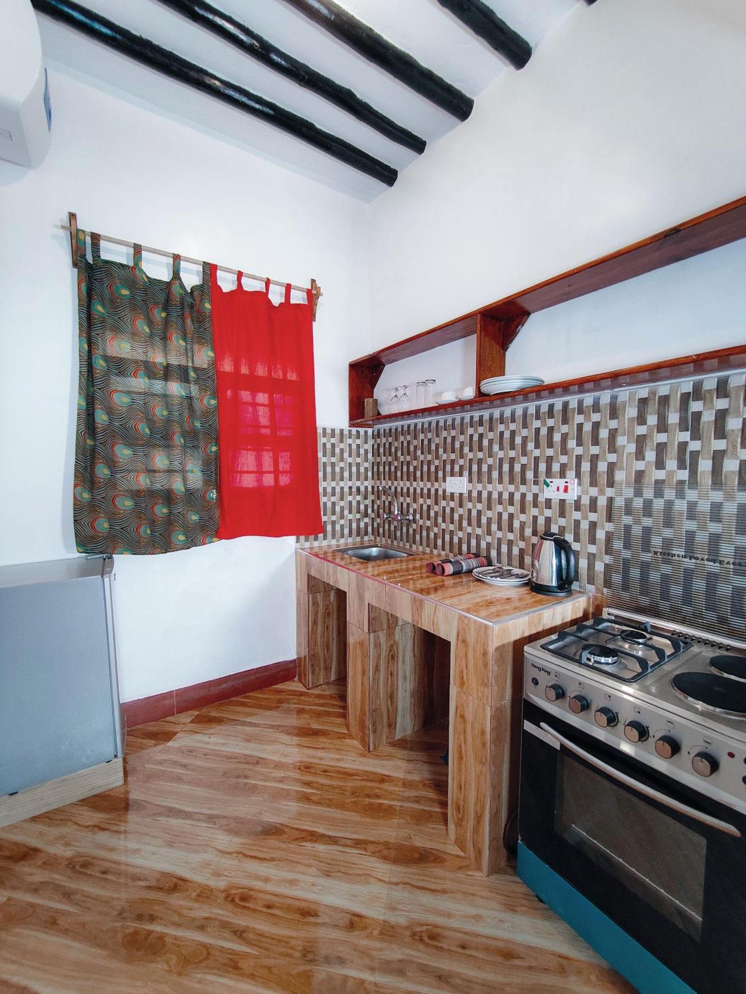Tofauti Inn Makunduchi Экстерьер фото
